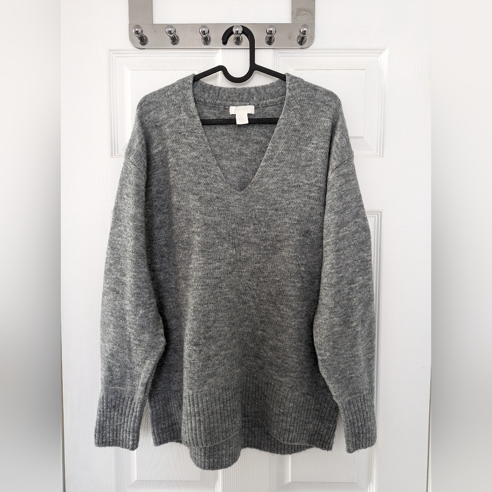 Women gray sweater H&M
